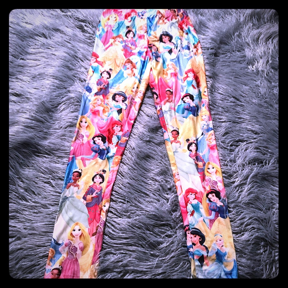 Super cute Disney Princess leggings